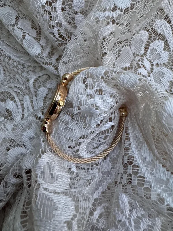 Stylish Watch - Image 3